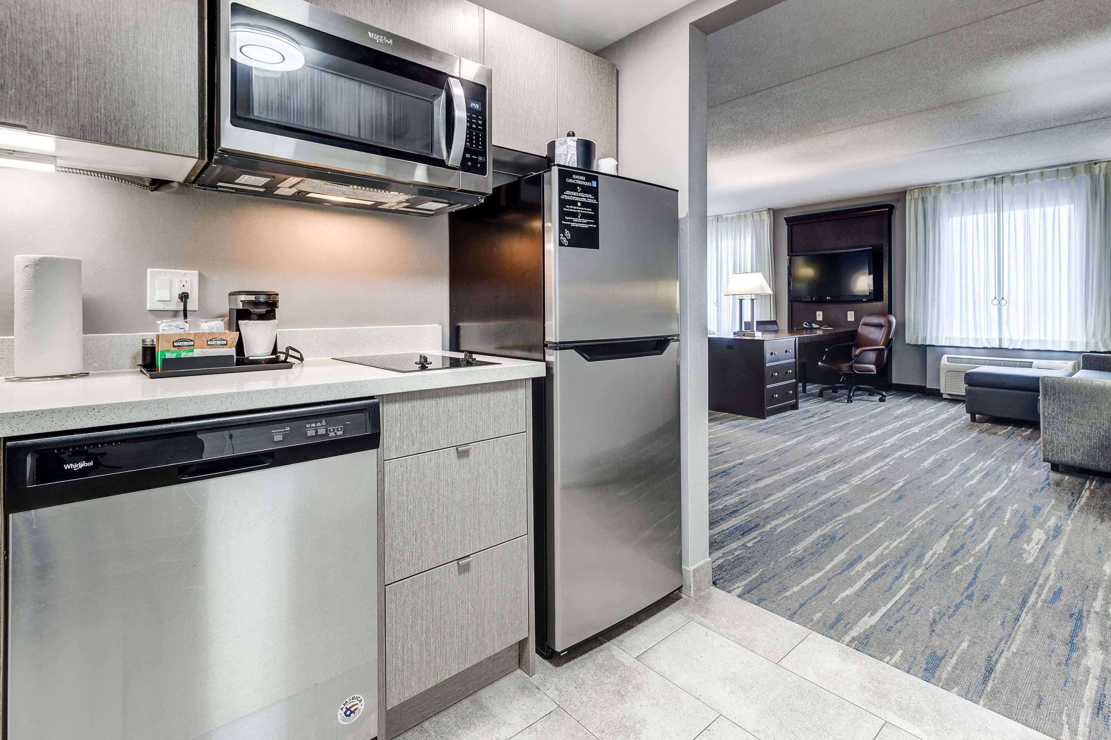 Hampton Inn & Suites By Hilton Brantford Exteriér fotografie